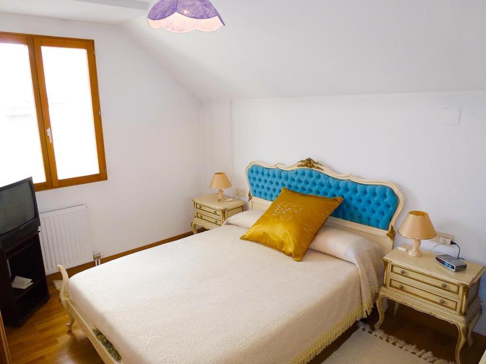 Apartamentos フォルミガル エクステリア 写真